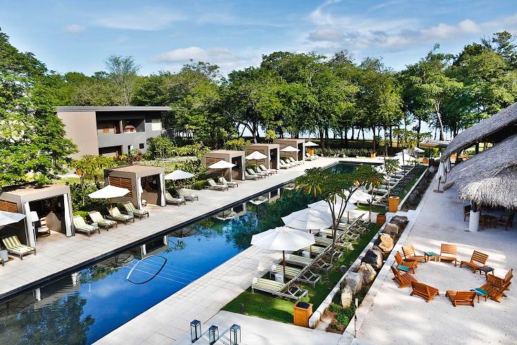Playa Panama beachfront setting