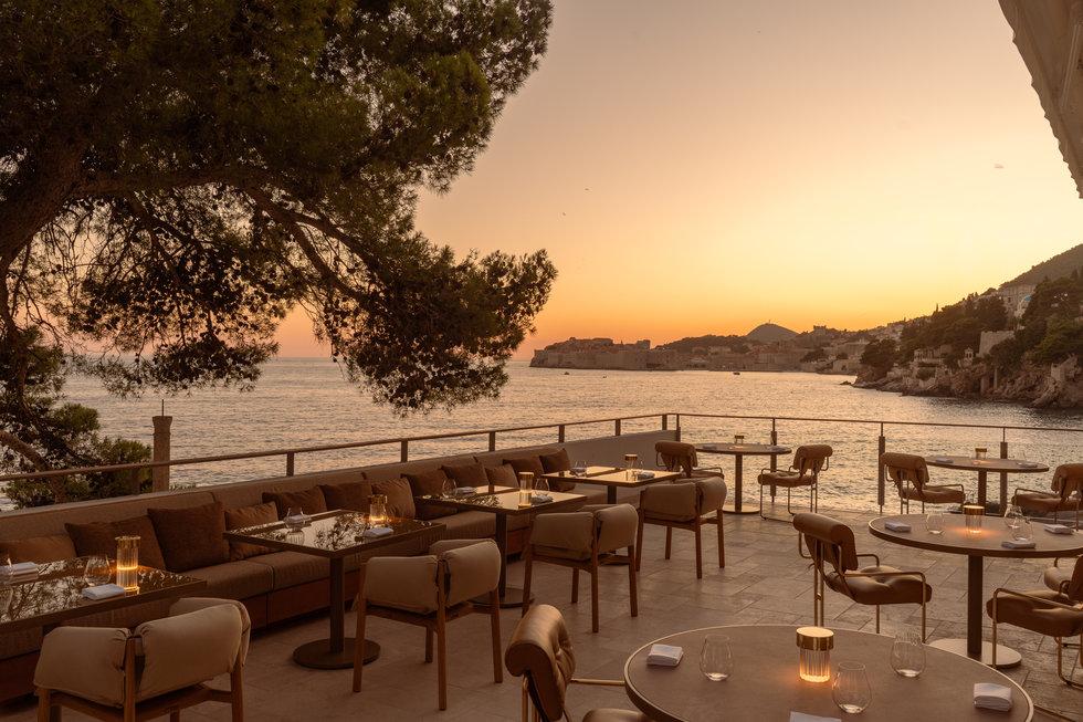 Restaurant Pjerin open-air haute Mediterranean dining terrace
