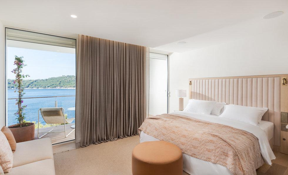 Deluxe Sea View Room with teak sun terrace