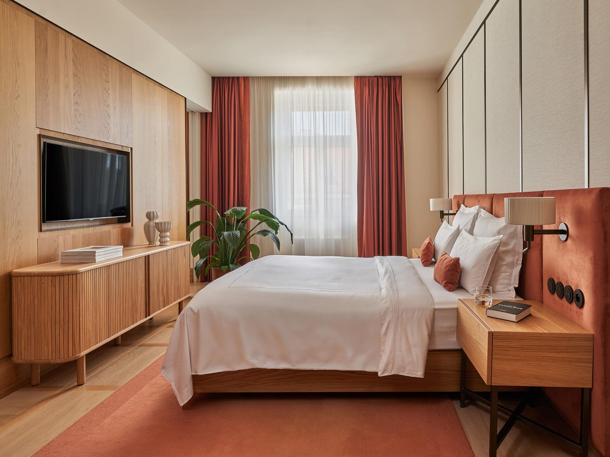 Deluxe One-Bedroom Suite Interior