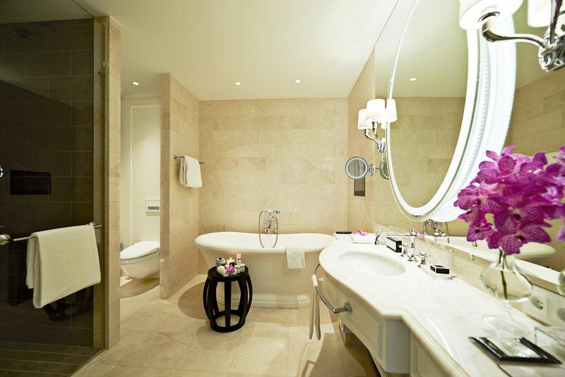 The Royal Suite at Hotel d'Angleterre