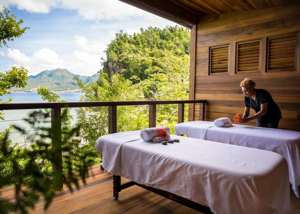 Treetop Gommier Spa open-air wellness pavilion