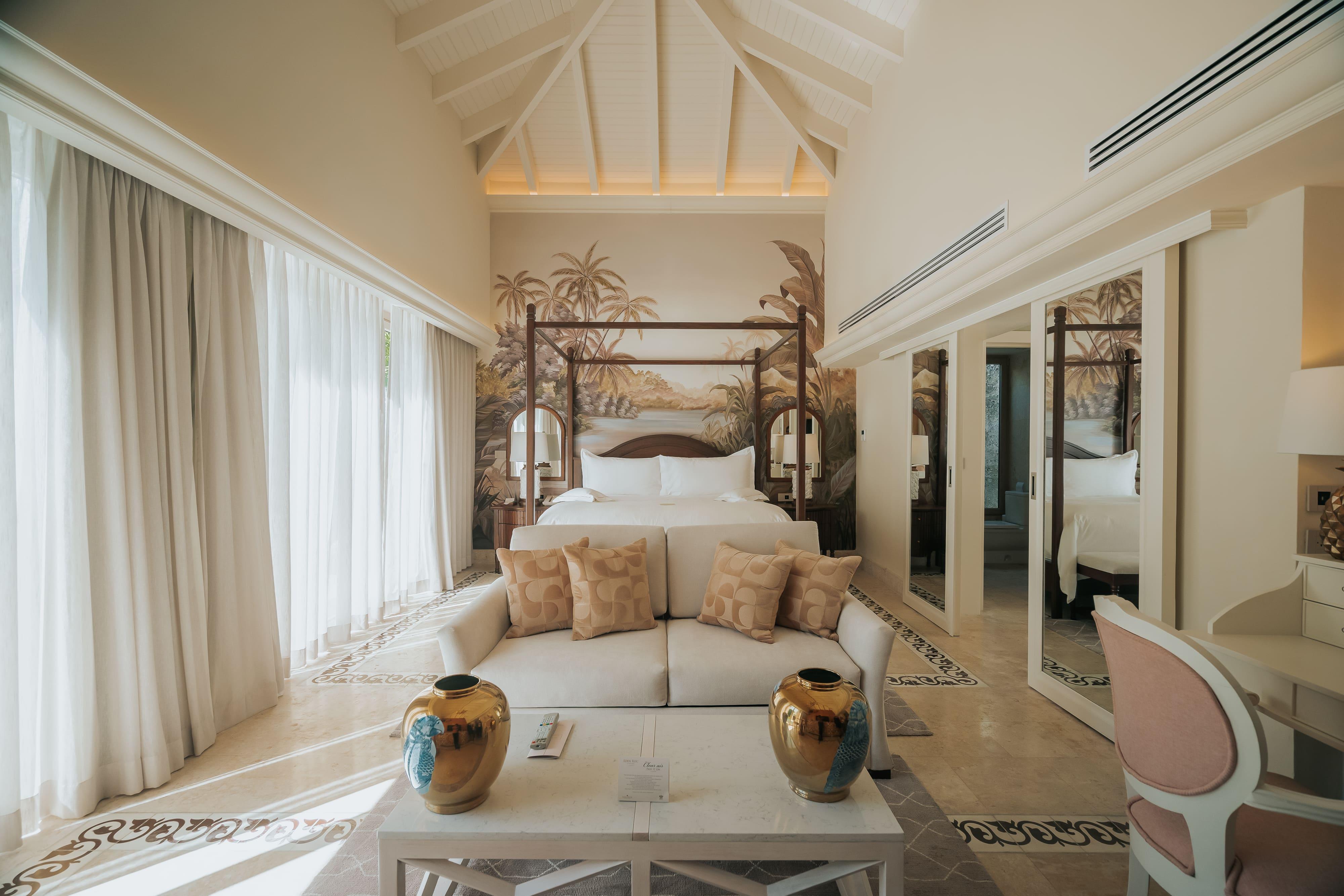 Luxury Pool Junior Suite with Private Swimming Pool