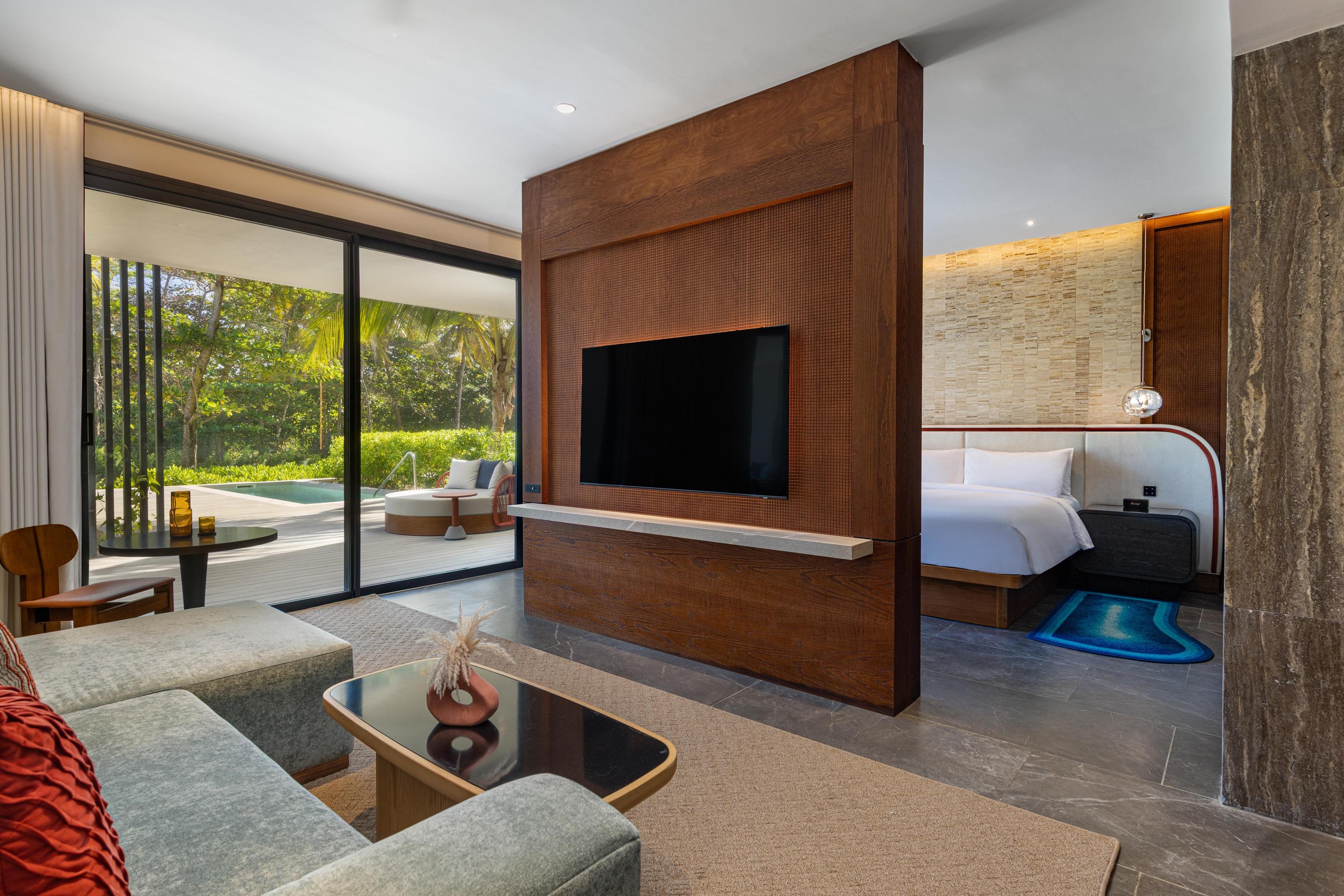Spectacular Ocean View King Suite