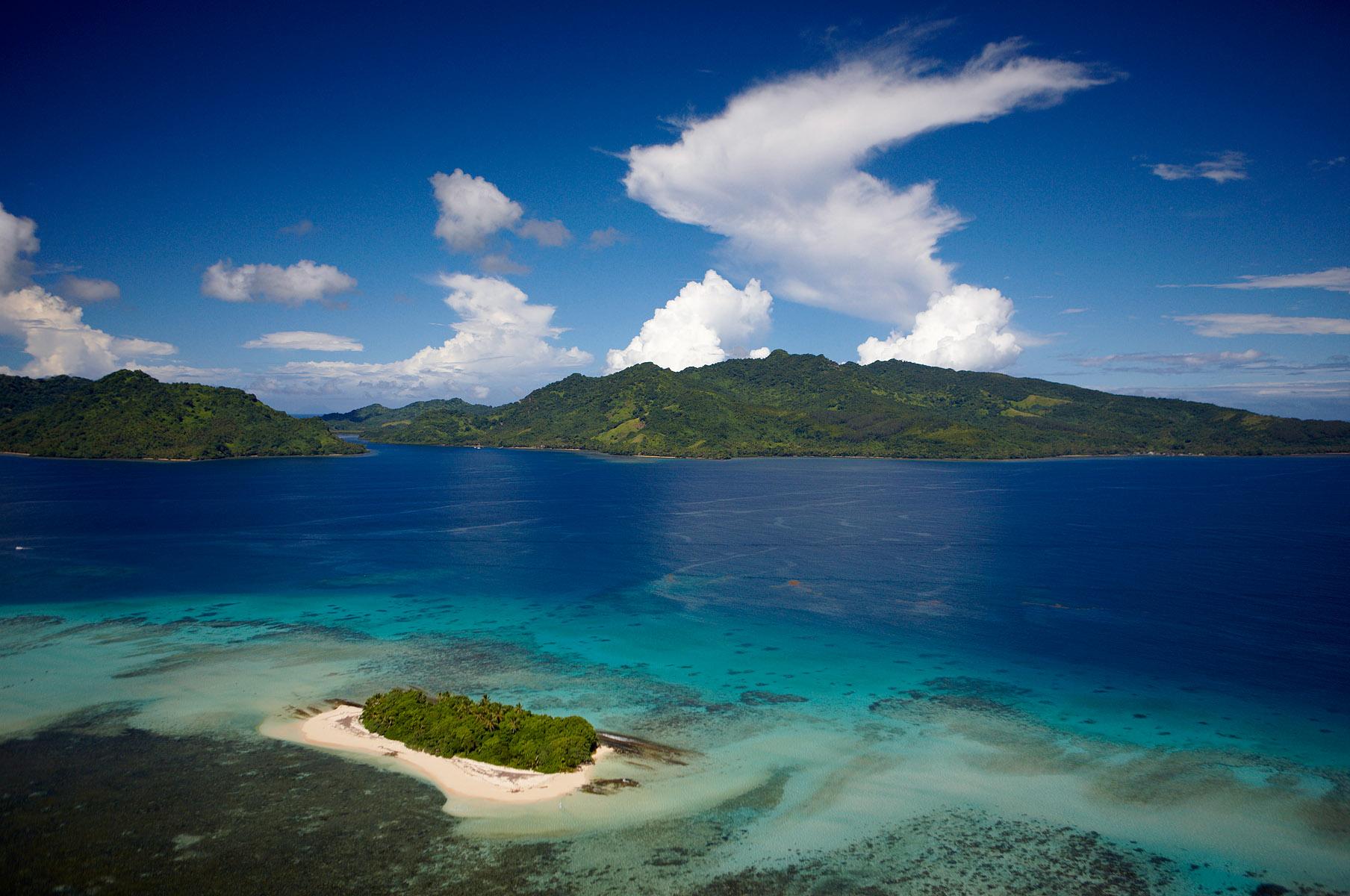 Nanuku Aore private island excursion