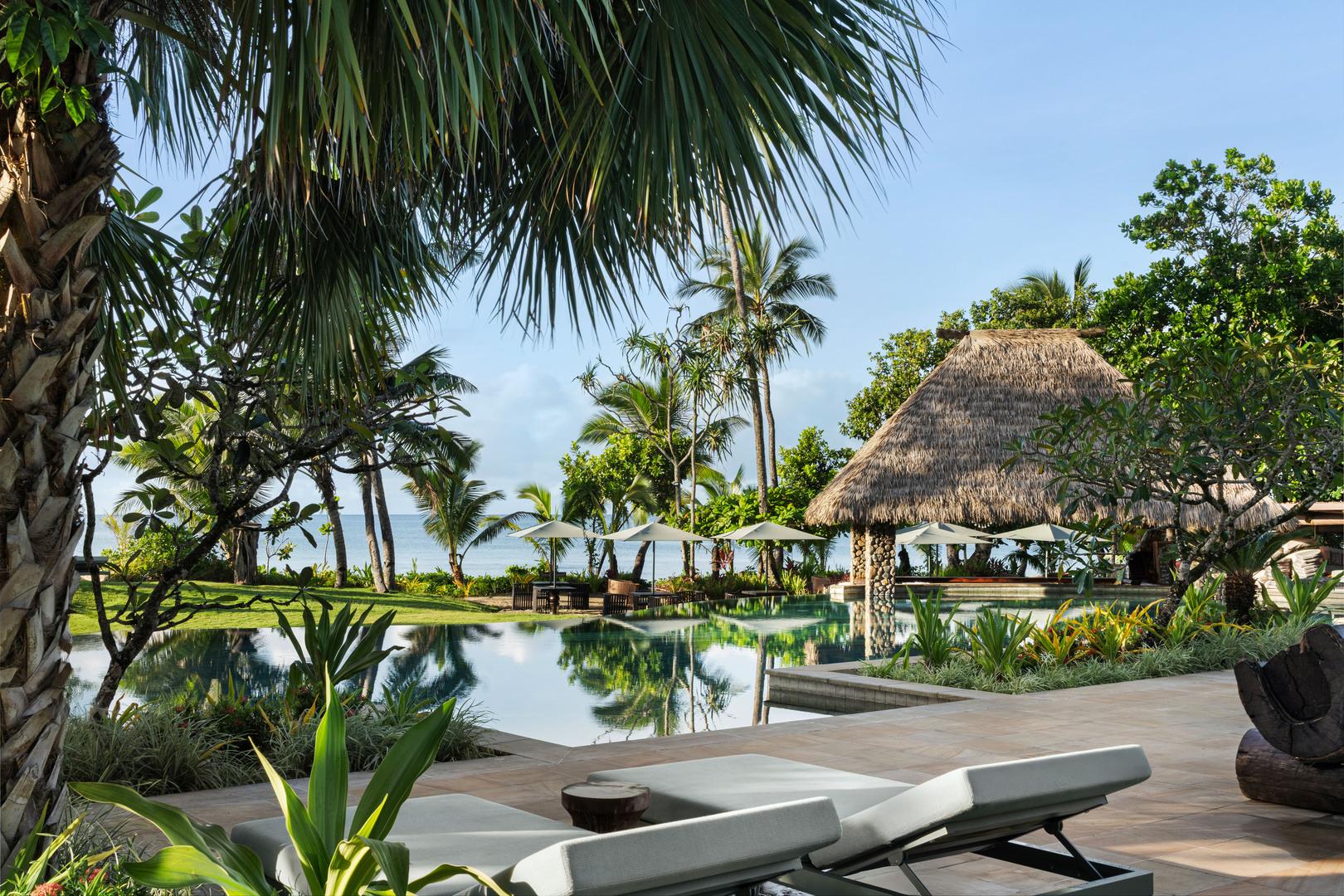 Clubhouse oceanfront infinity pool overlooking Beqa Lagoon