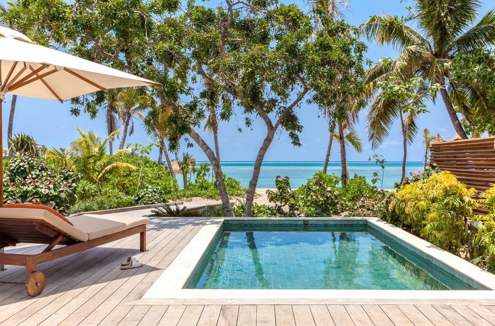 Beachfront Pool Villa Deck