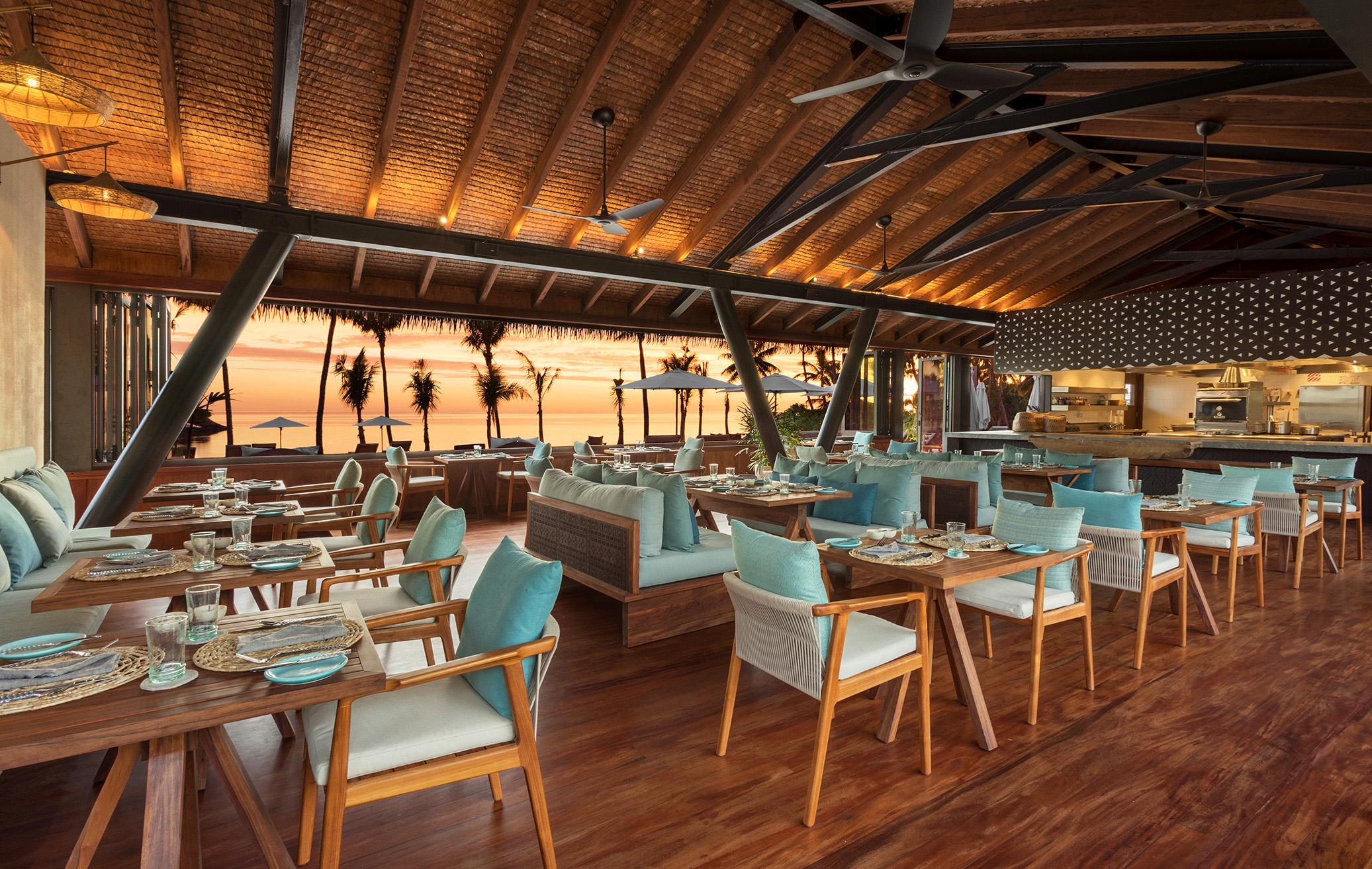 Tovolea Restaurant Oceanfront Dining