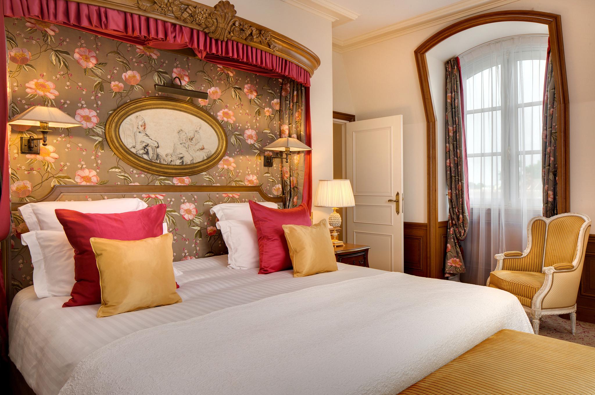 Aumale Presidential Suite salon