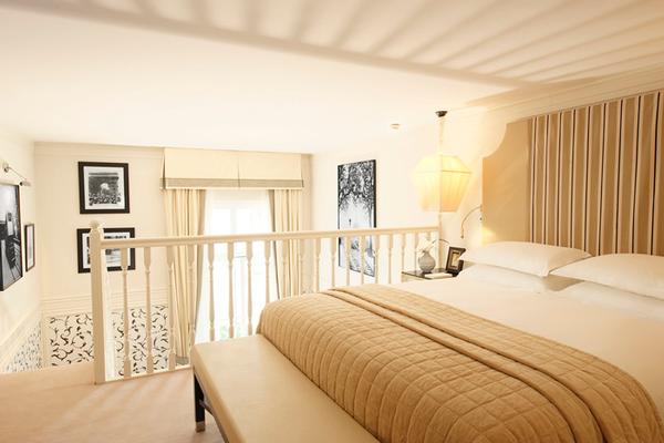 Duplex Junior Suite master bedroom