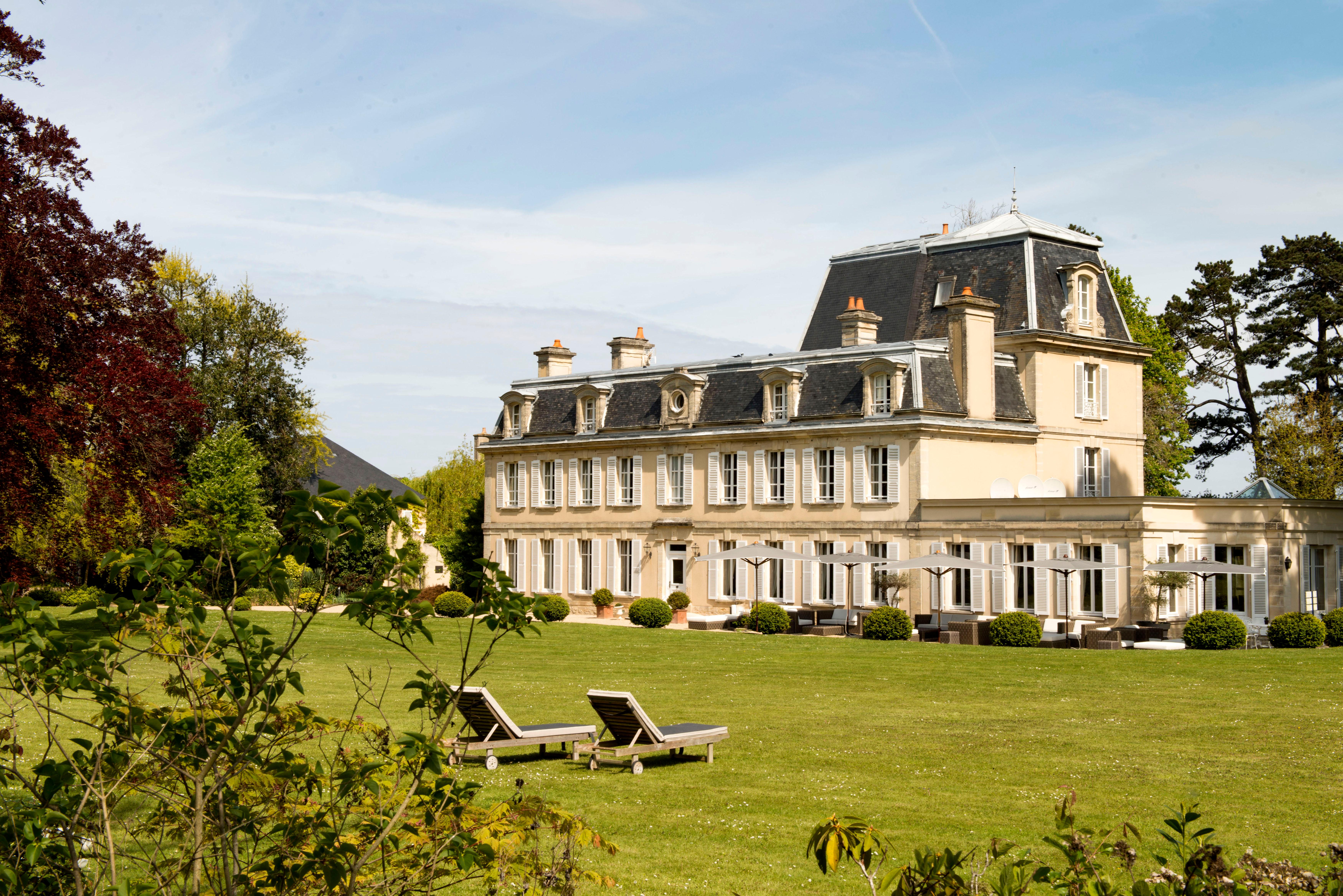 Chateau la Cheneviere 18th century Norman chateau manor in Port-en-Bessin