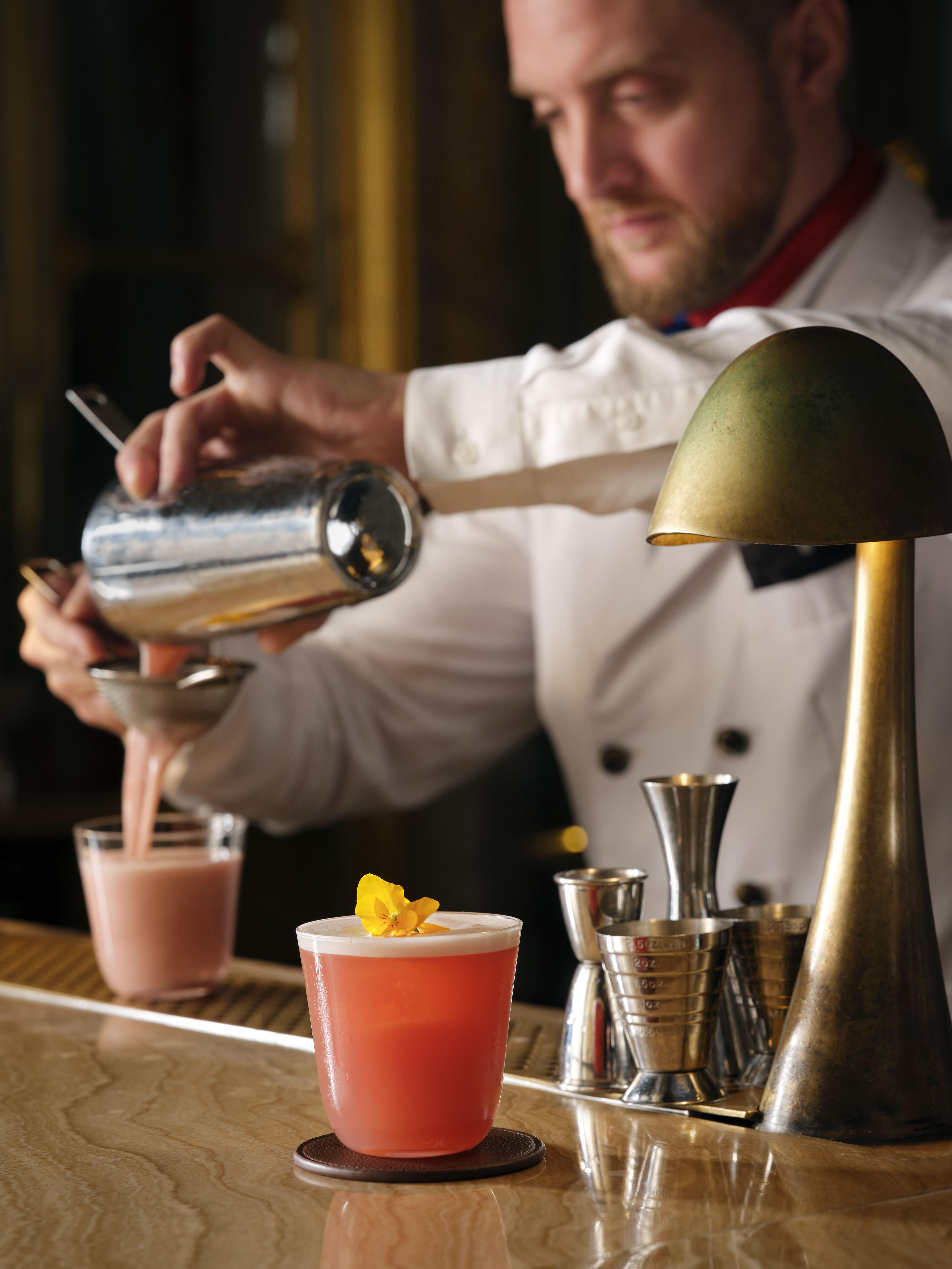 Handcrafted signature cocktails at Bar Les Ambassadeurs