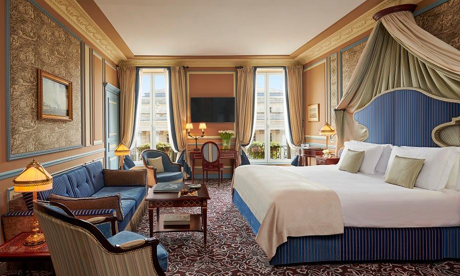 Junior Suite Opera View
