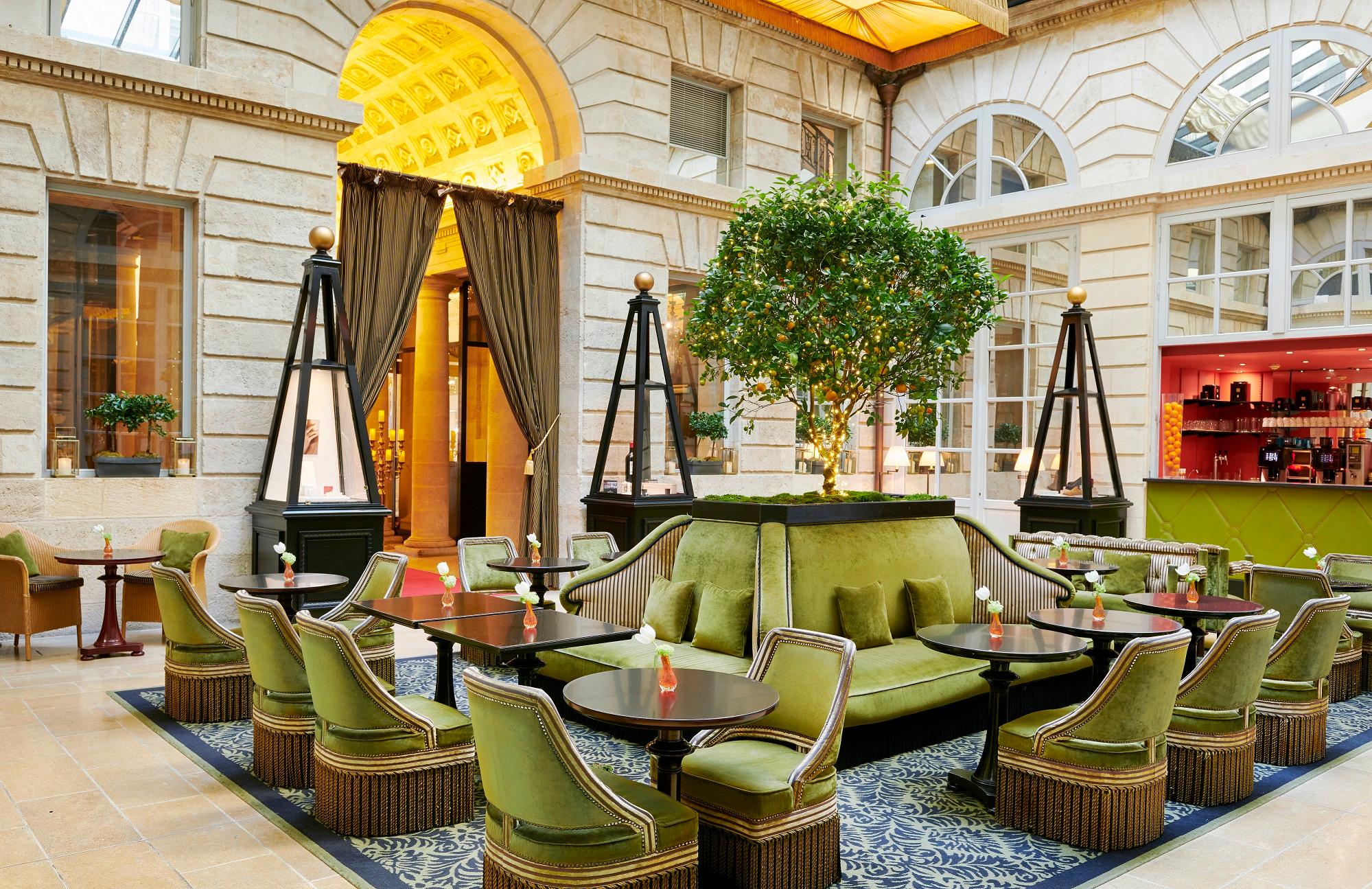 Bar de l'Orangerie Winter Garden Atrium