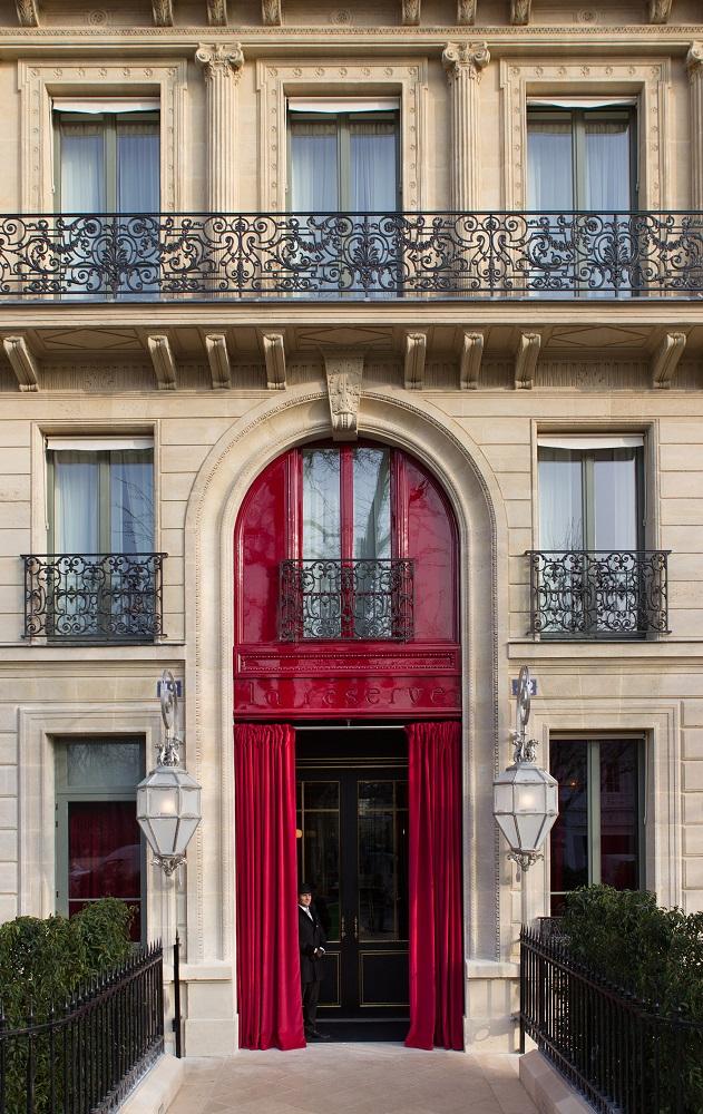 La Réserve Paris 1854 private mansion palace on Avenue Gabriel