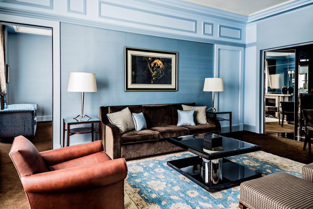 Mosaic Suite sitting salon