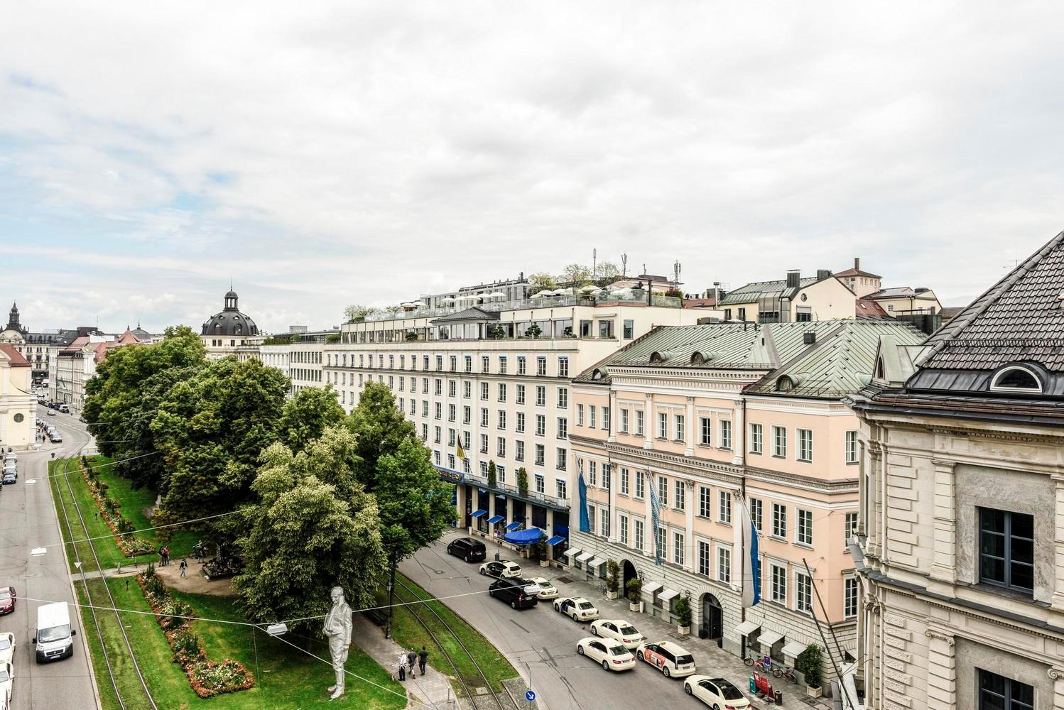 Hotel Bayerischer Hof historic luxury facade on Promenadenplatz