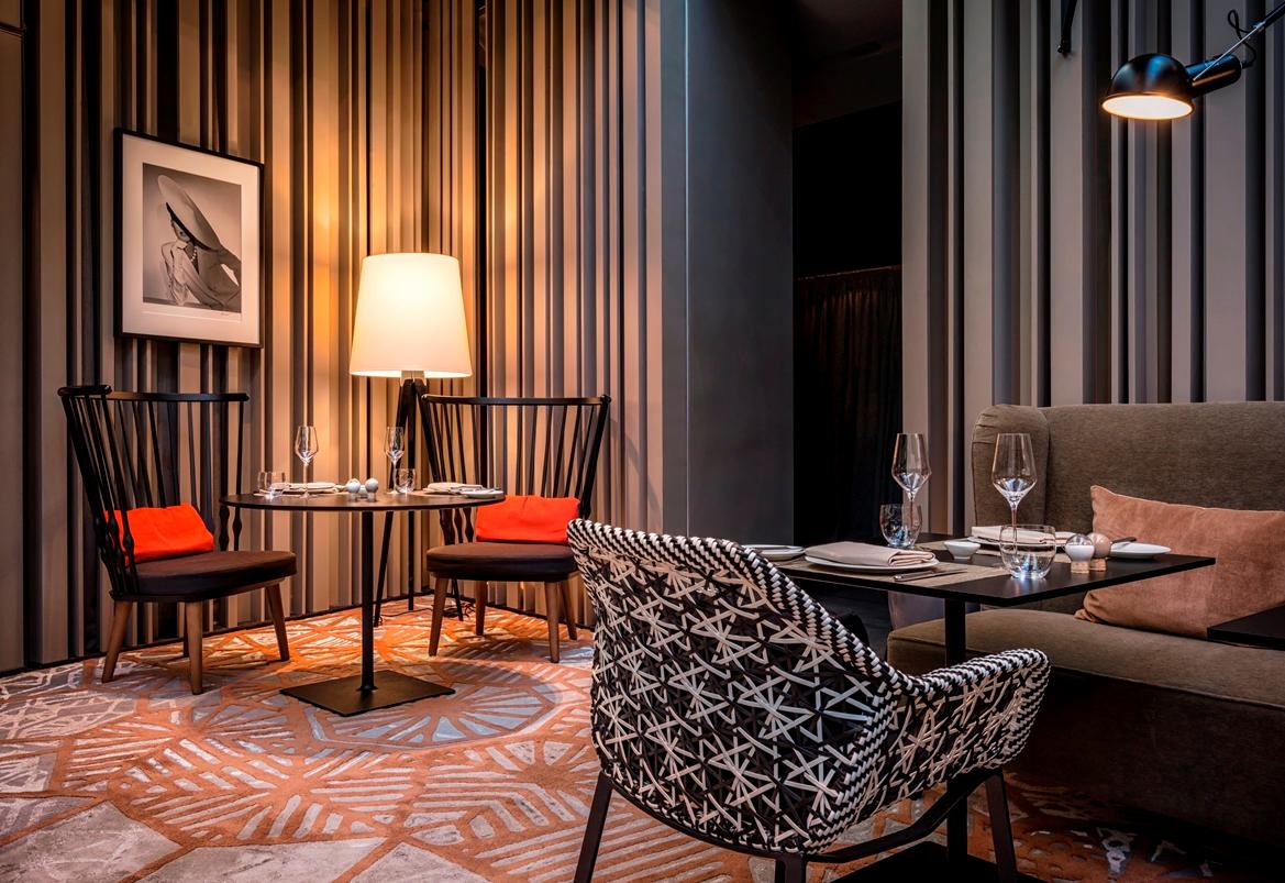 The Casual Restaurant Interior