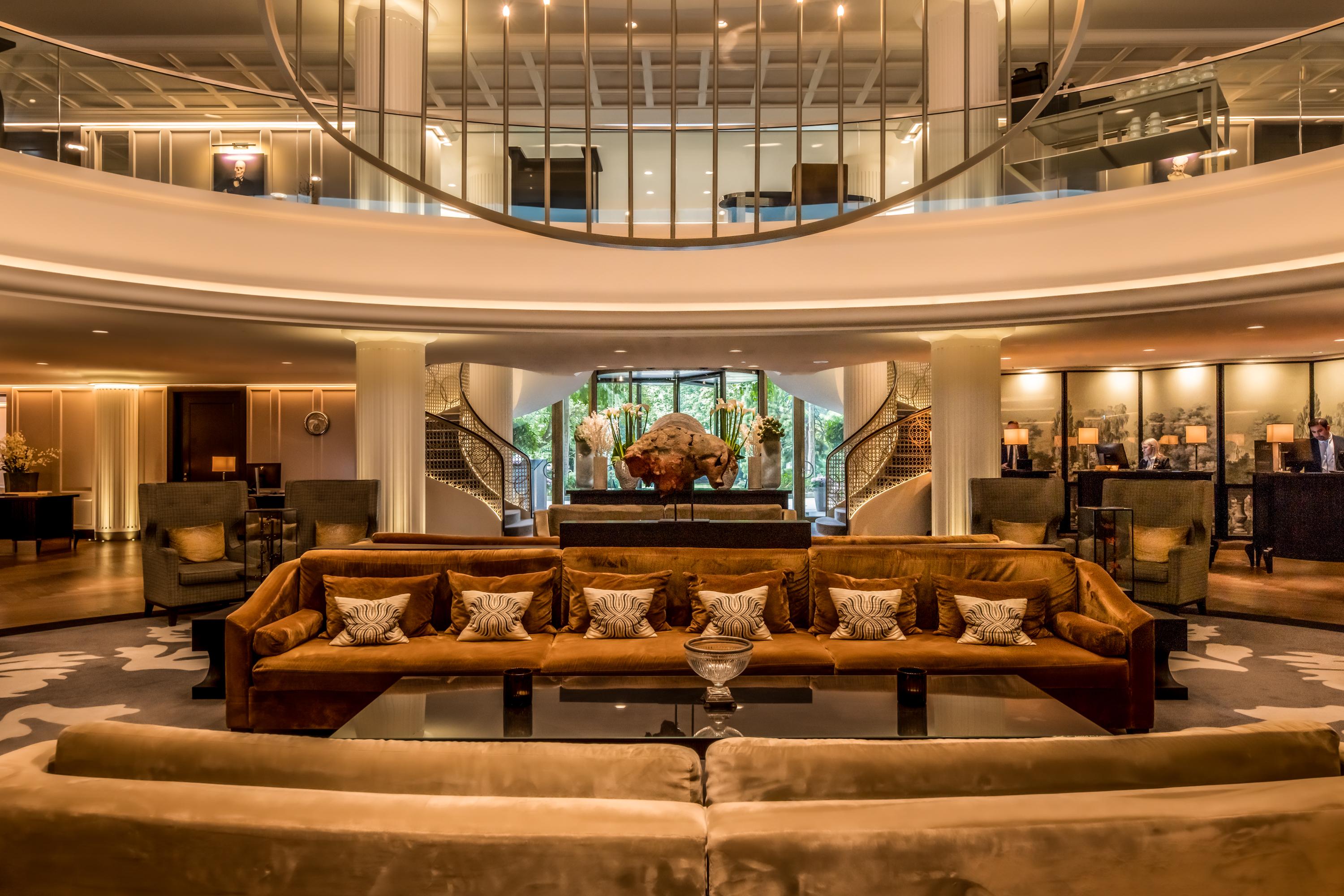 Sofitel Frankfurt Opera Crystal Lobby