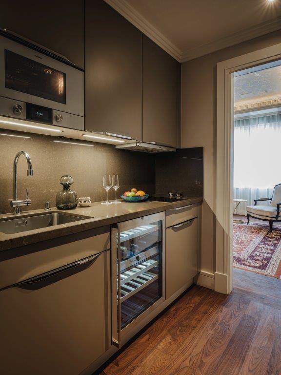 Royal Presidential Suite