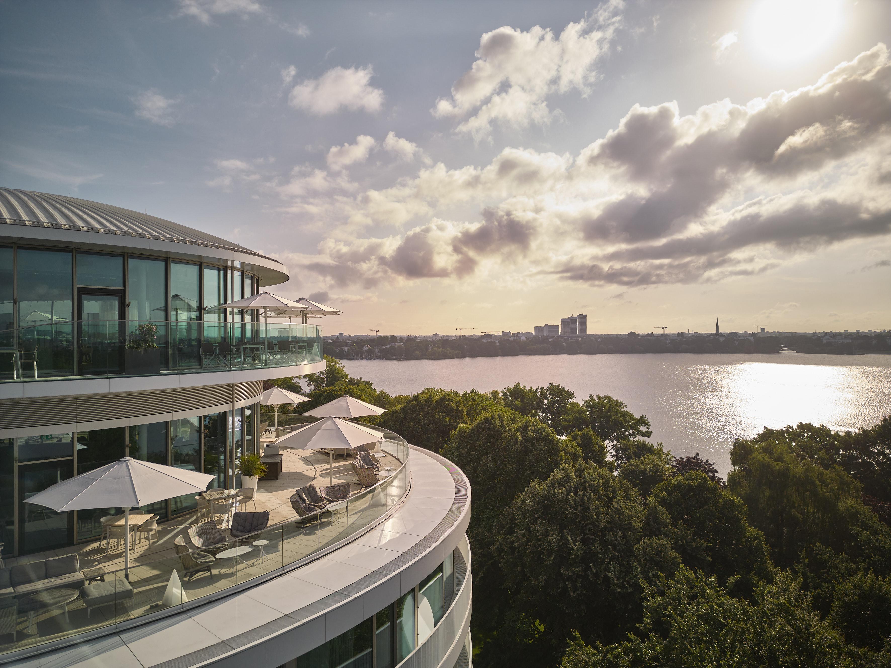 The Fontenay modern sculpture on the shores of Lake Alster