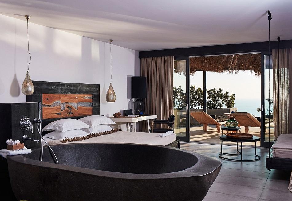 Grand Majestic Two-Bedroom Villa with Large Private Infinity Pool and Barbecue Terrace