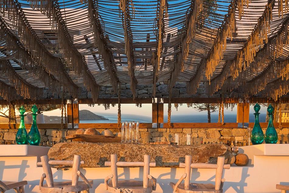 The Pool Club Lounge and Cocktail Bar Beside the Clifftop Infinity Pool