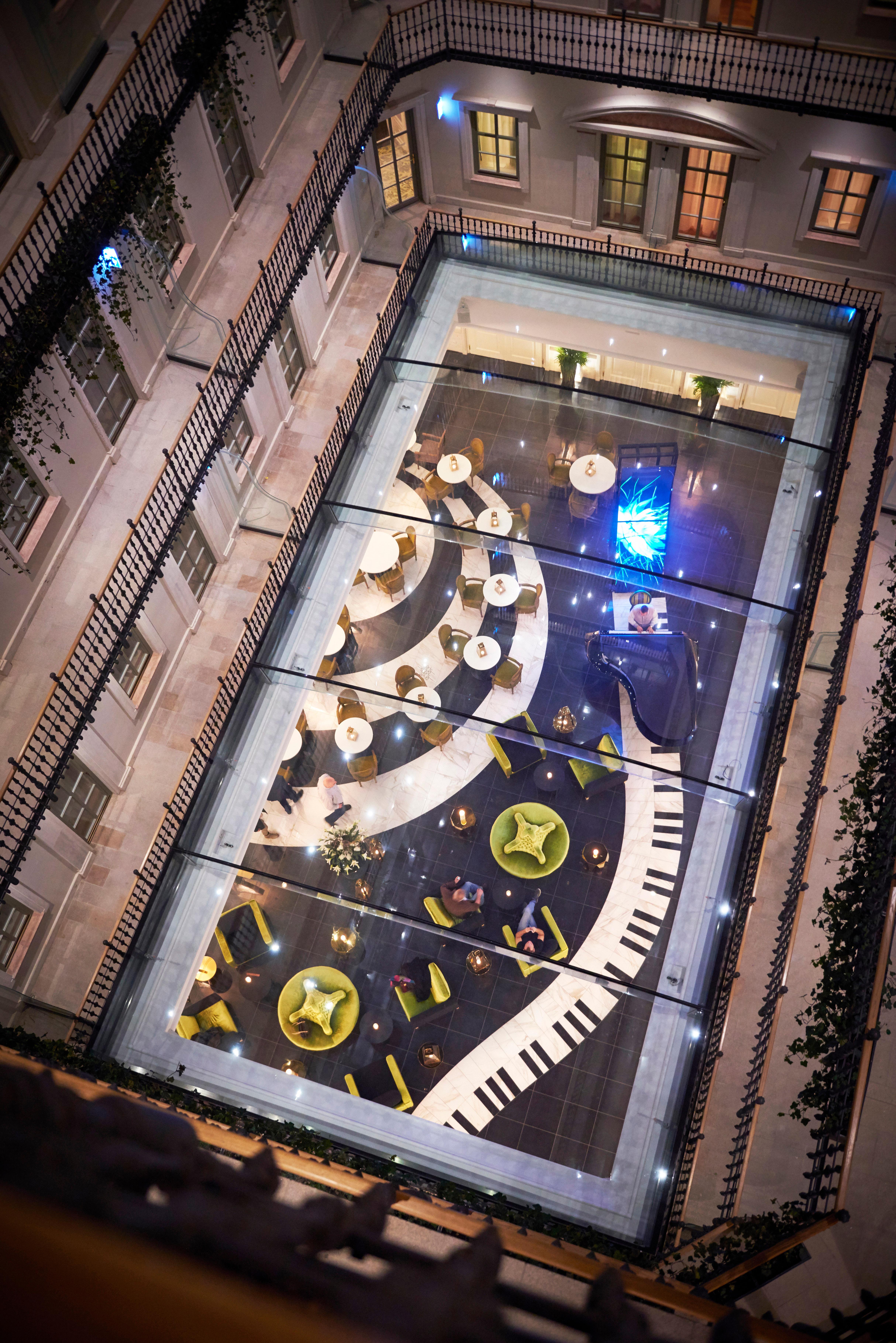 Music Garden Courtyard & Piano Floor