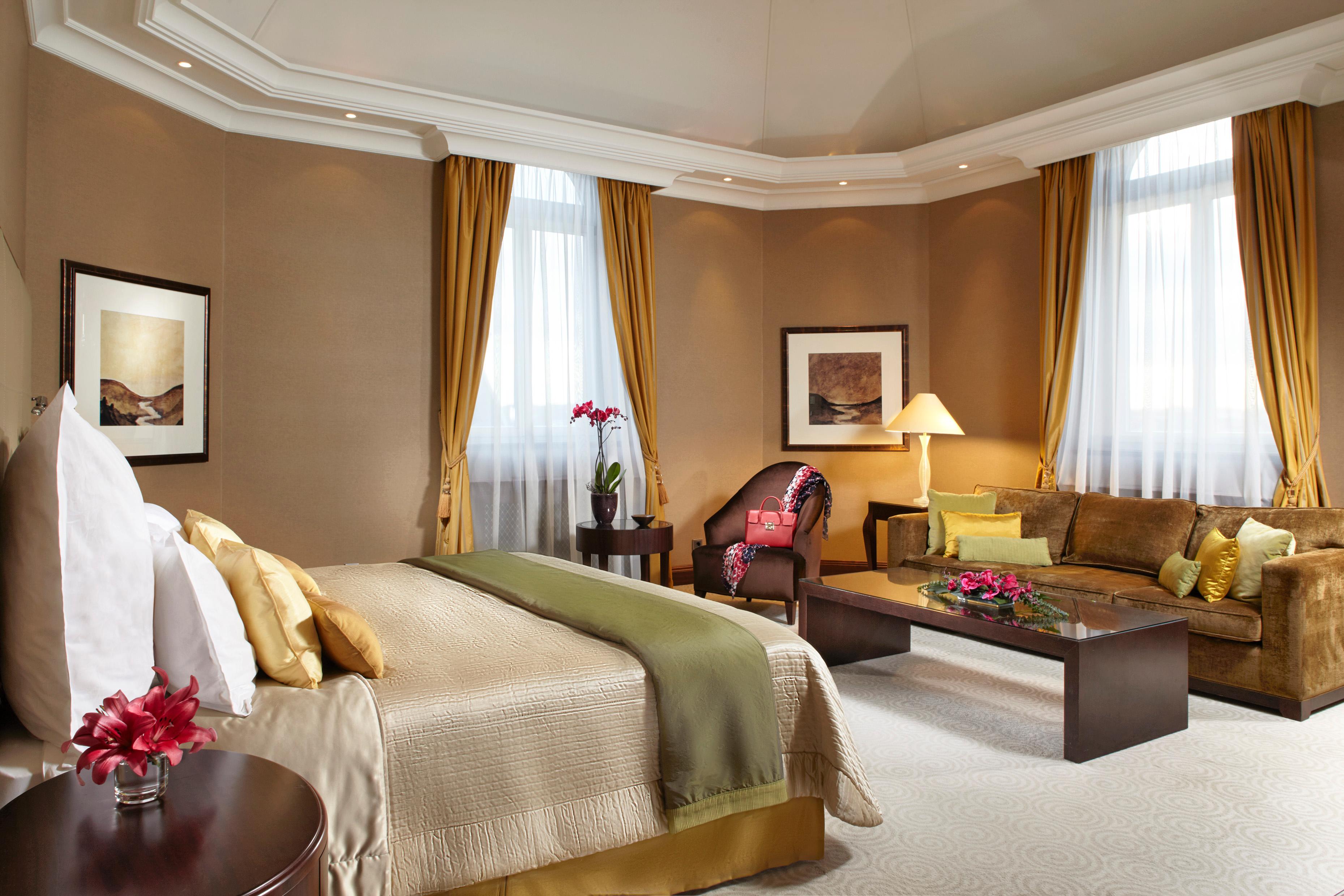 Presidential Liszt Ferenc Suite Master Bedroom