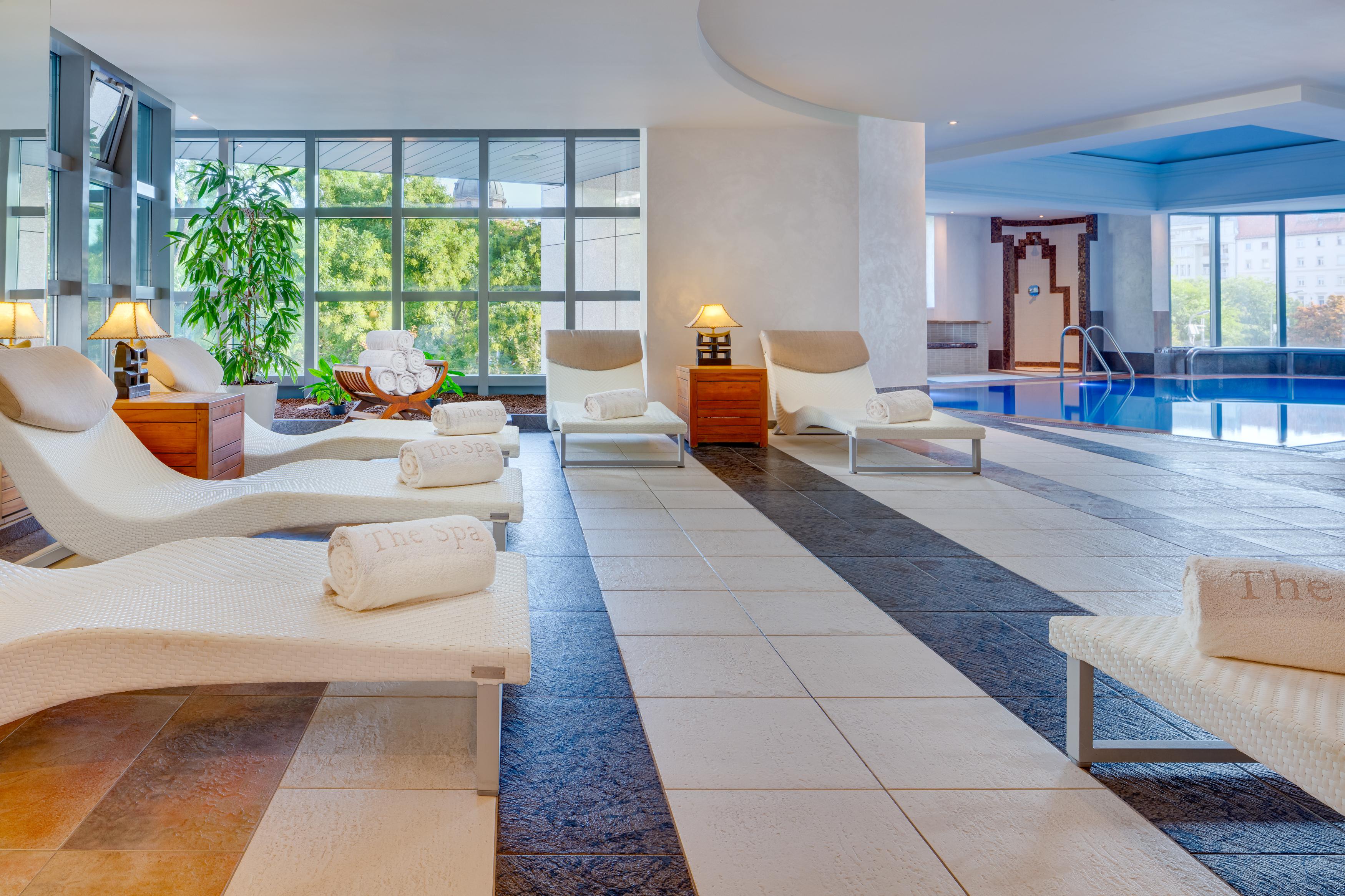 Kempinski The Spa Heated Pool & Wellness
