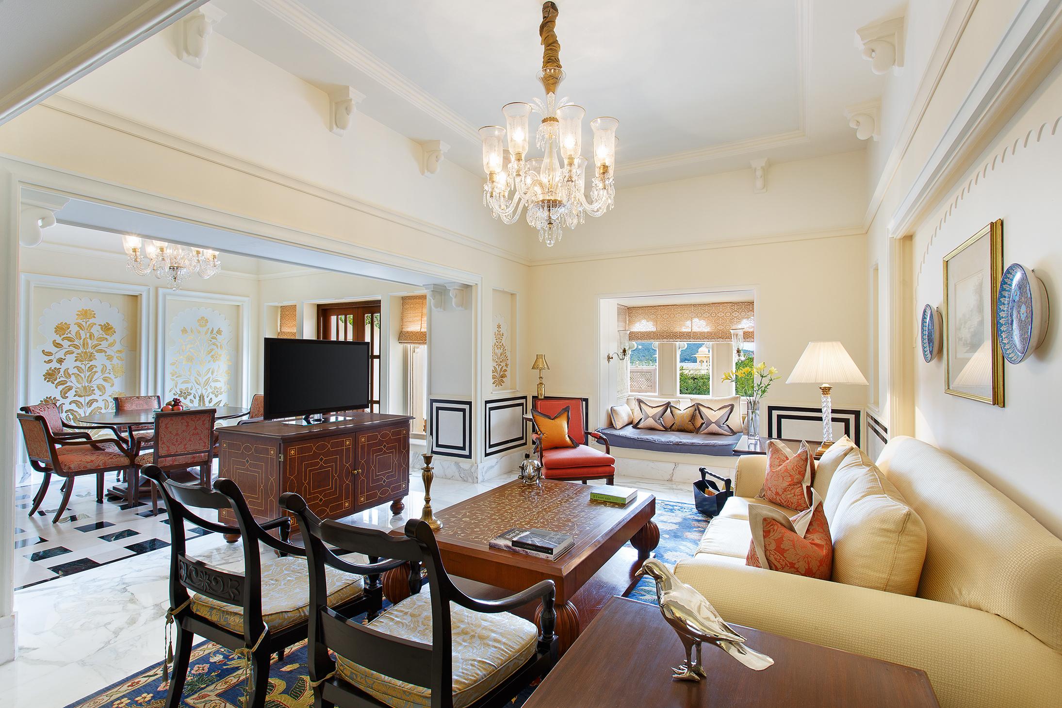 Luxury Suite Royal Living Salon