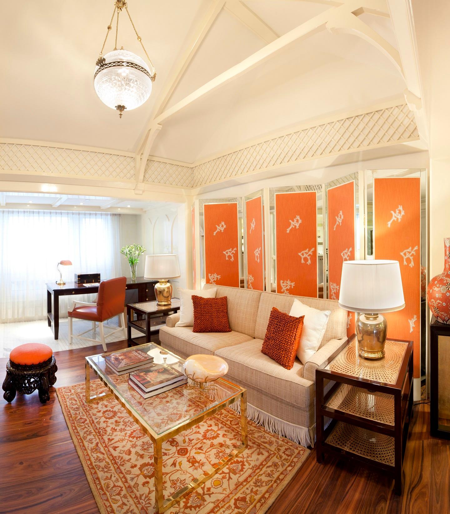 Coral Suite Royal Living Salon