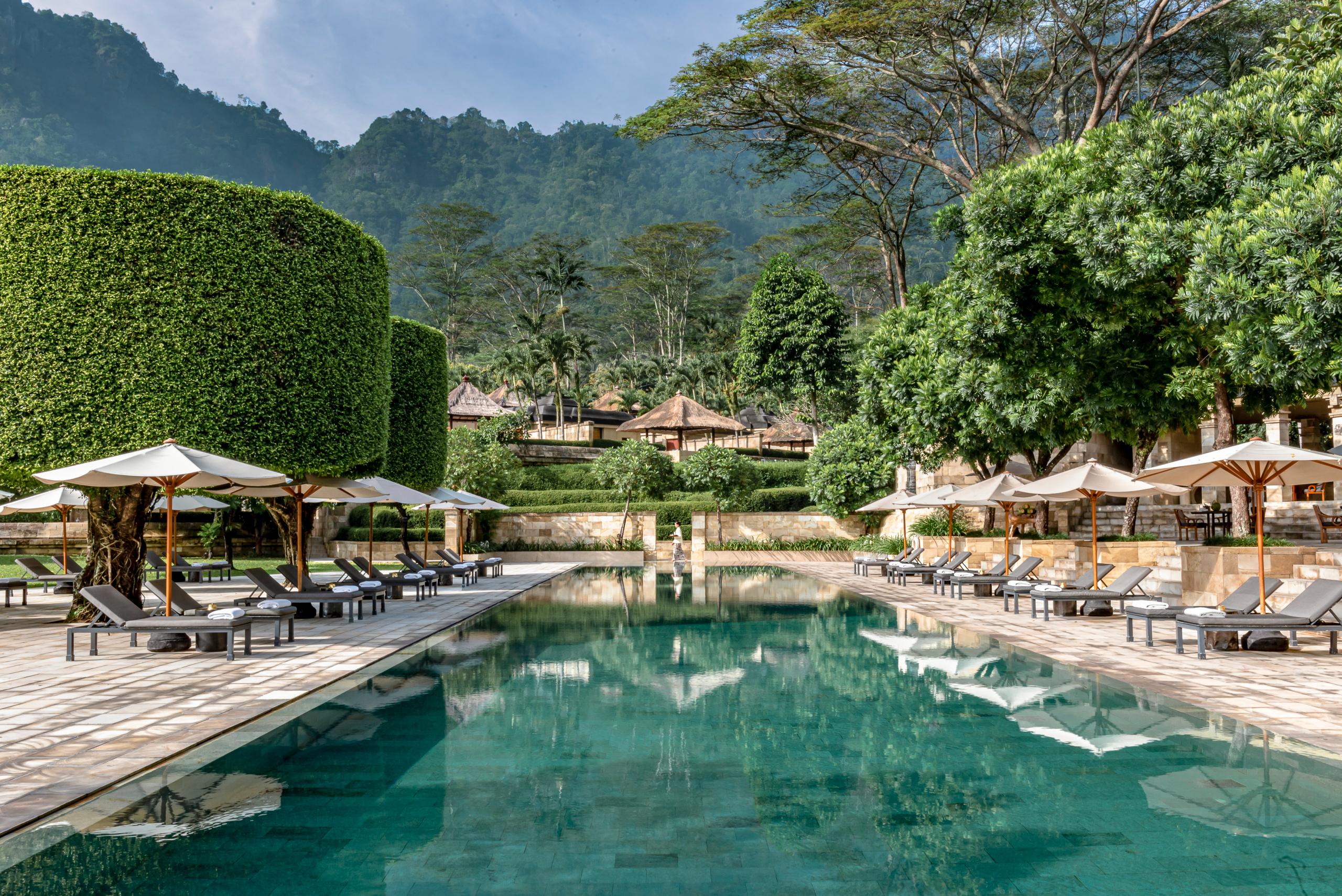 40-Metre Green Limestone Infinity Pool