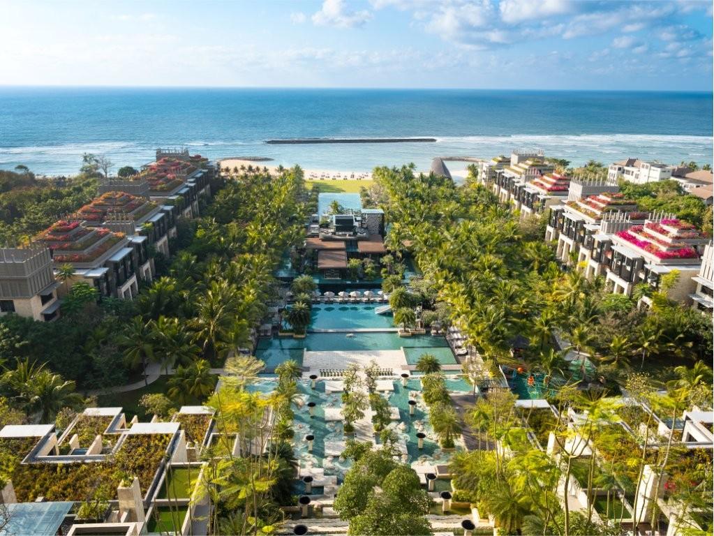 Cascading Resort Amphitheatre