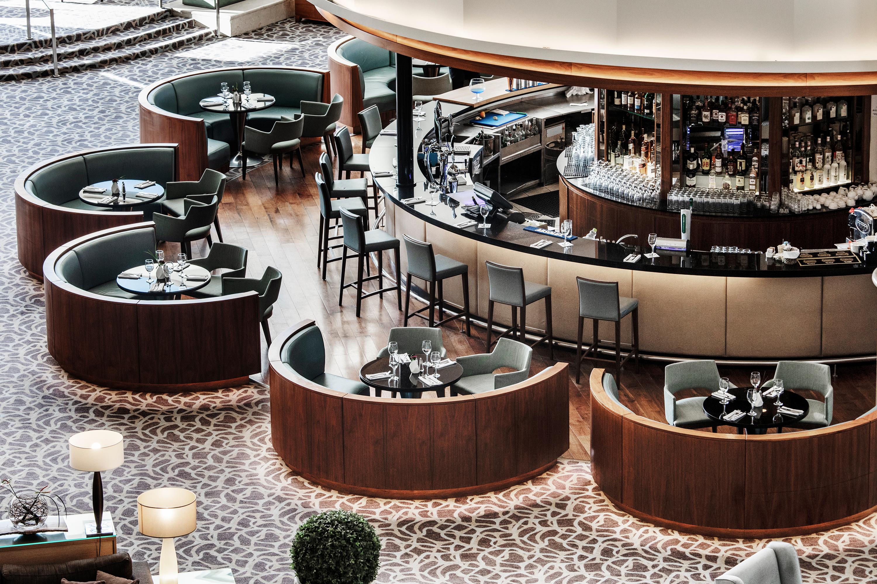 Atrium Lobby Cocktail Lounge