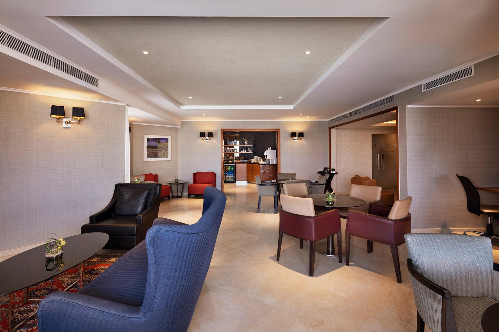 Executive Club Lounge