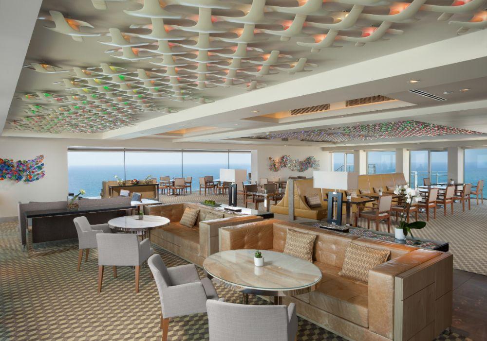 17th-Floor Vista Lounge