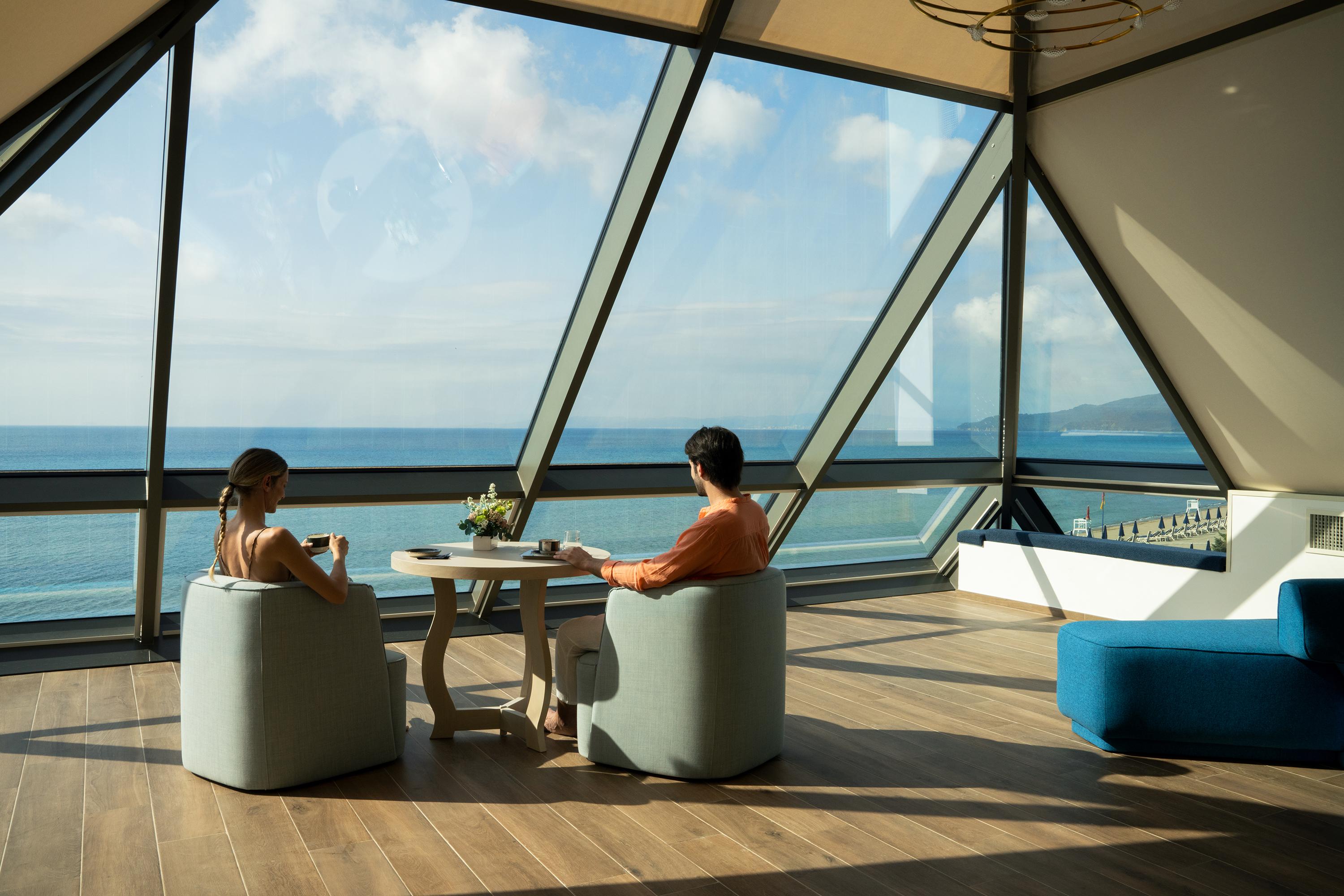 Pyramid Suite Sea-View Solarium Terrace