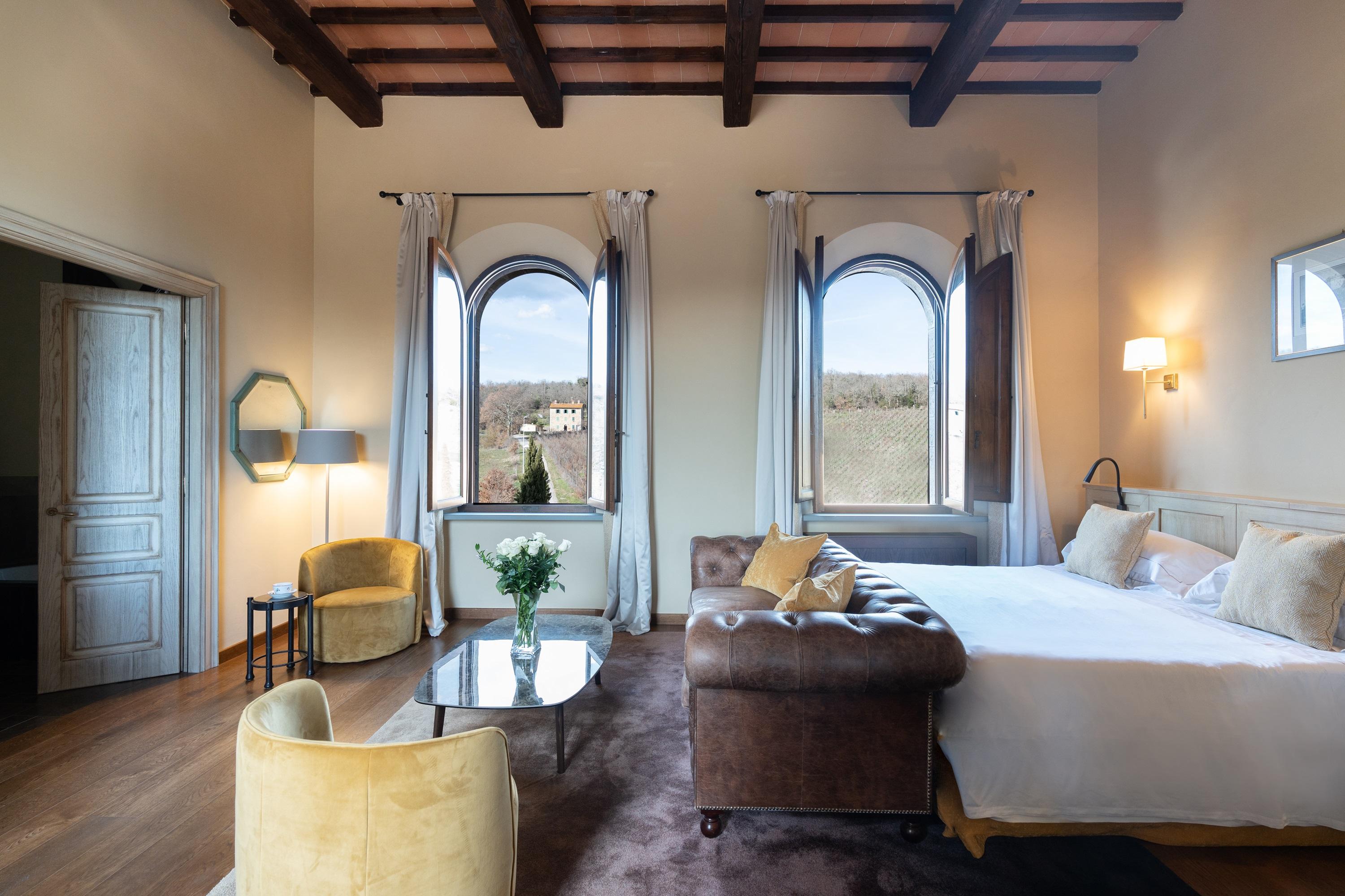Castel Monastero Executive Suite Living Room
