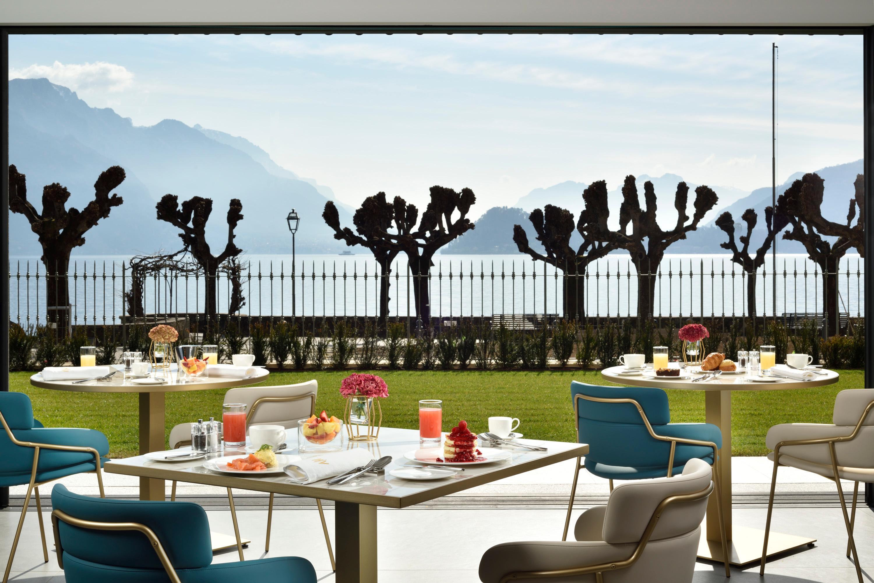 The Presidential Lake Suite