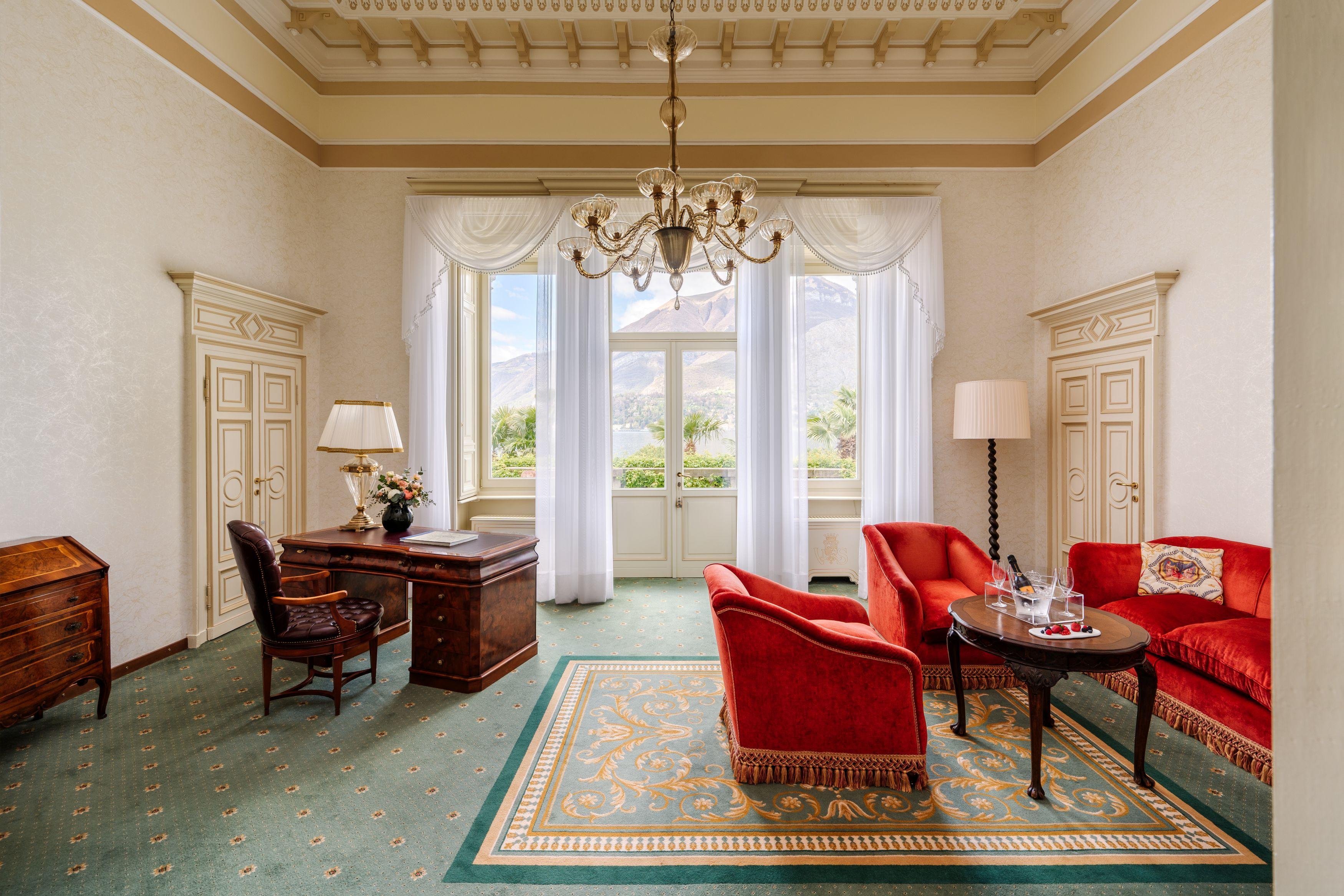 Senior Suite Lake View
