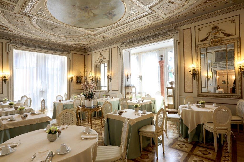 Ristorante Giotto Beneath 17th Century Frescoes