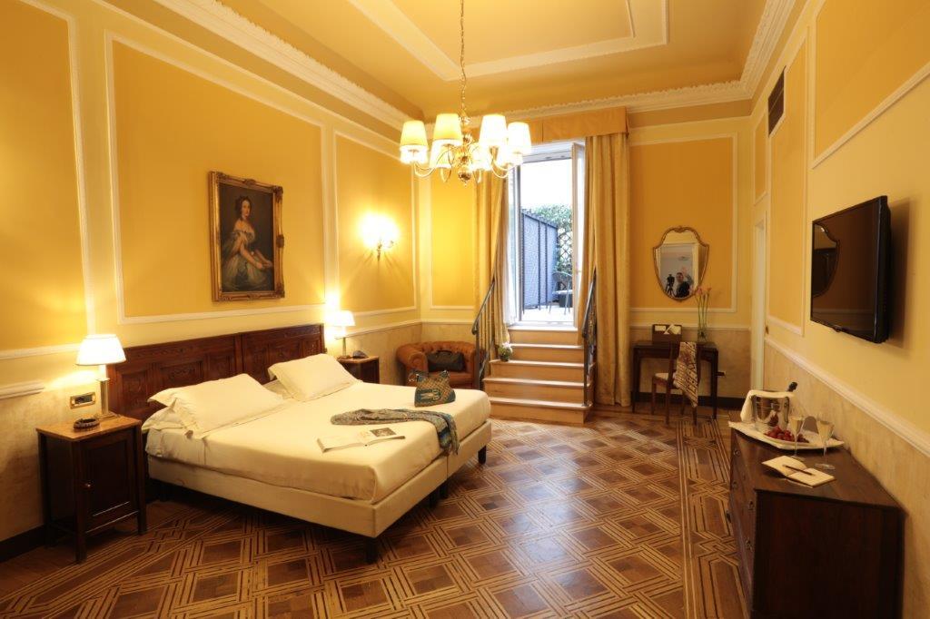 Terrace Junior Suite with Genoa Skyline Balcony