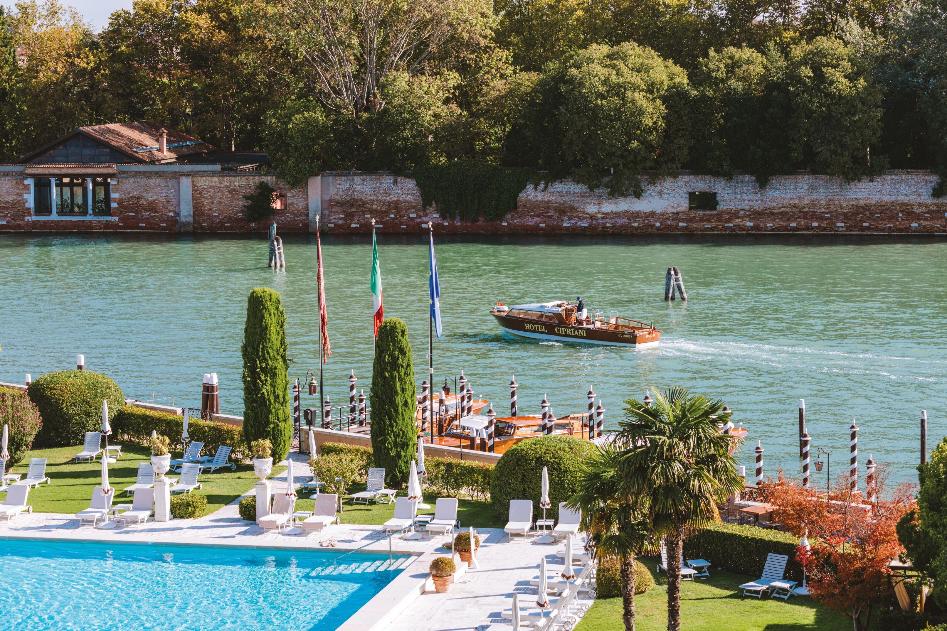 Historic 15th-Century Palazzo Vendramin and Casanova Gardens