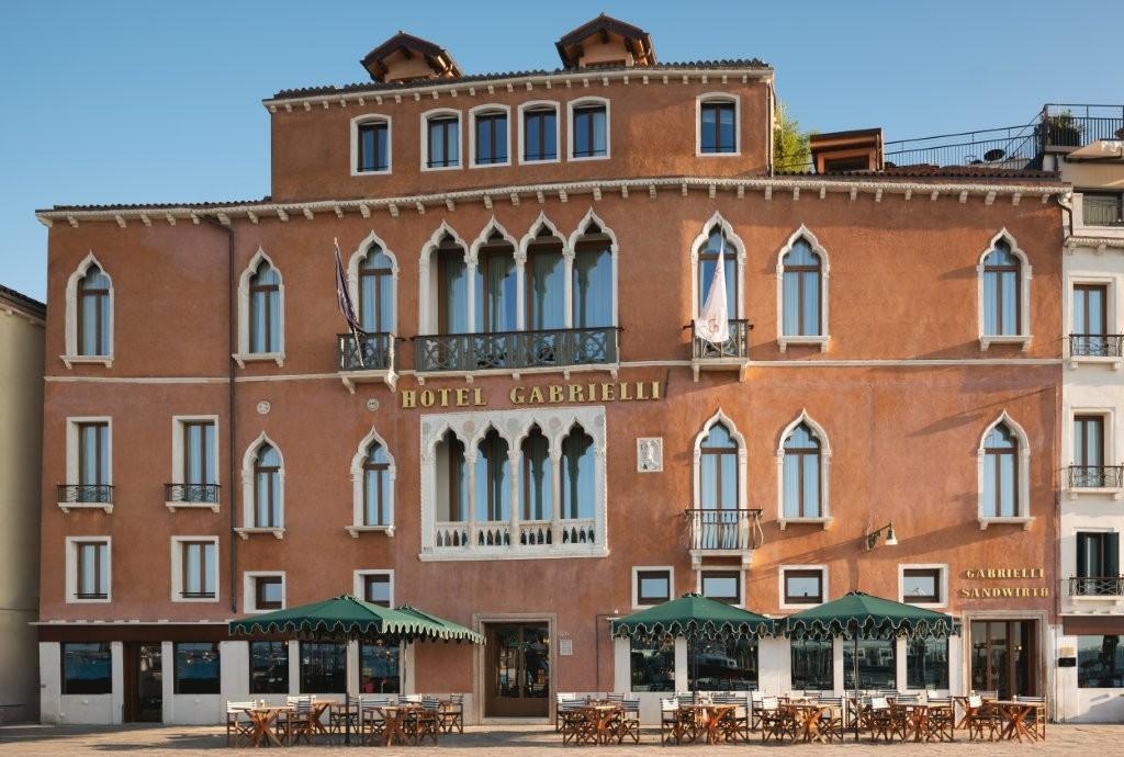 Hotel Gabrielli Venice - Historic 14th-century Gothic palazzo on Riva degli Schiavoni