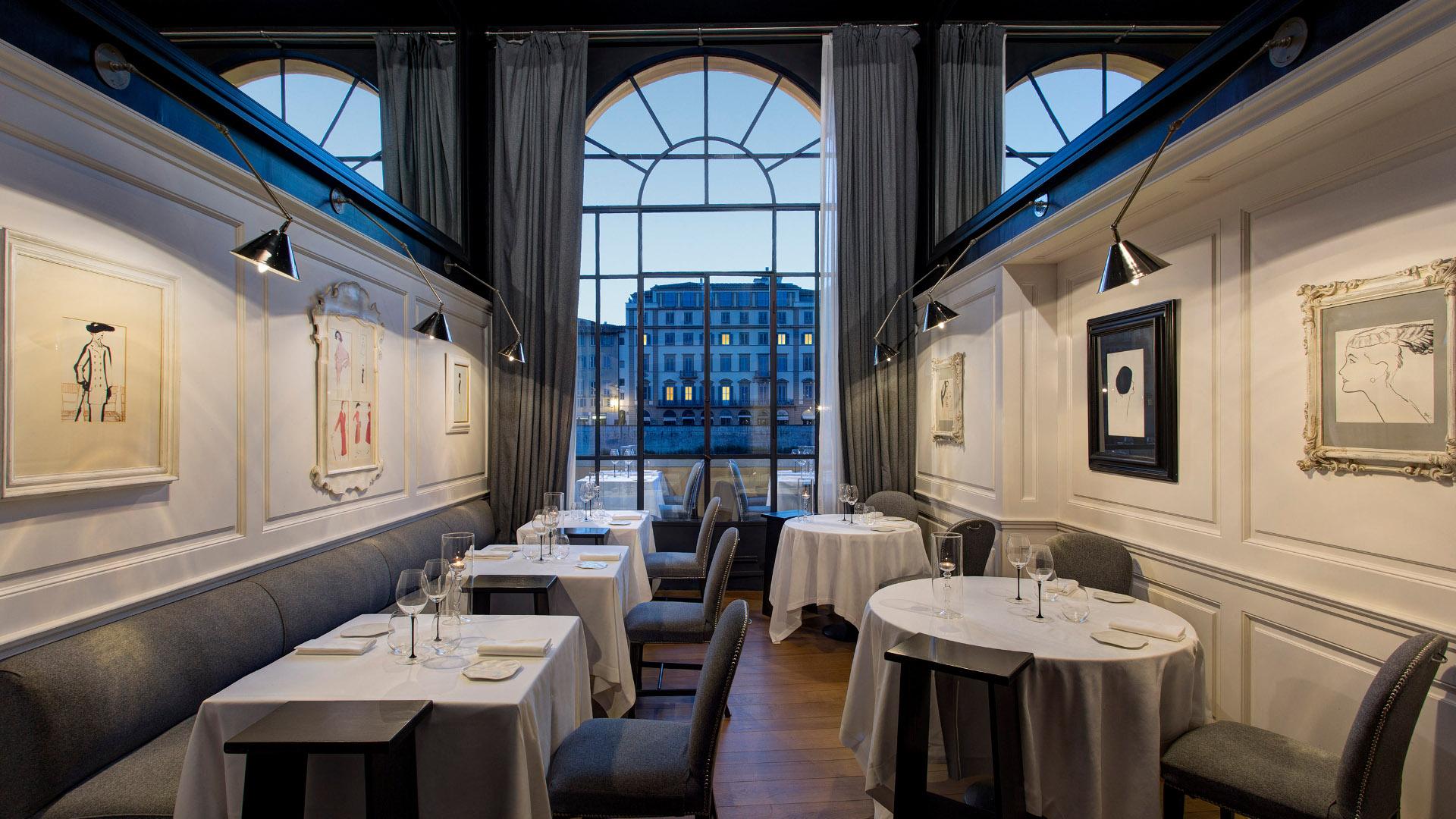 Hotel Lungarno Florence - Ferragamo luxury hotel directly on the Arno River facing Ponte Vecchio