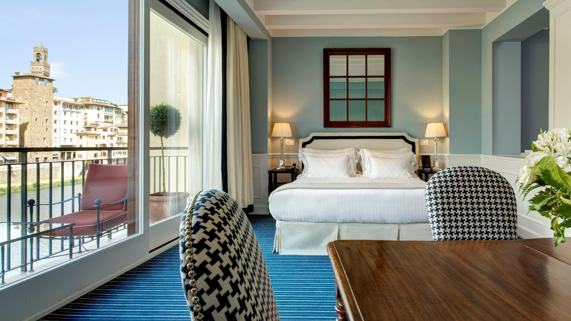 Suite Picasso master bedroom with original art