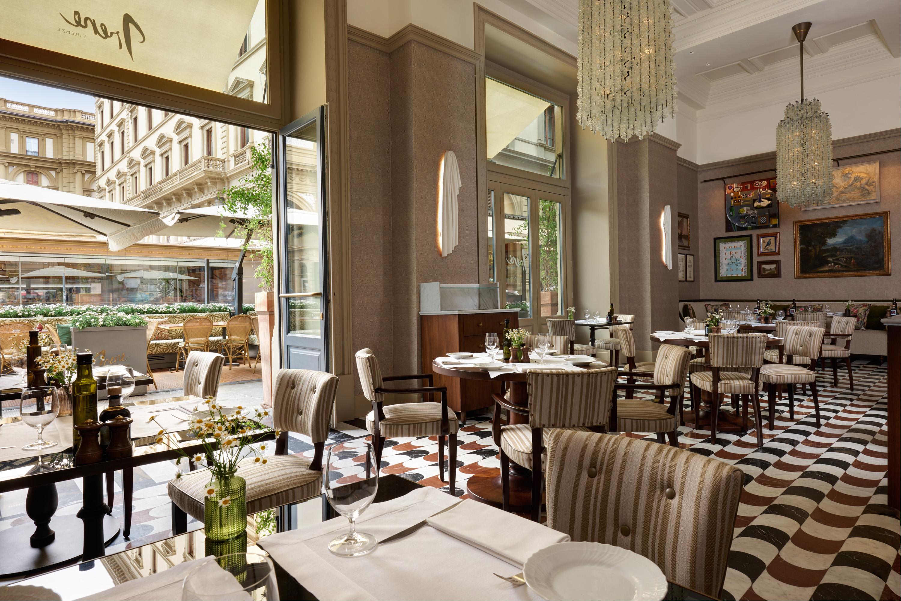 Irene Tuscan Bistro dining terrace on Piazza della Repubblica