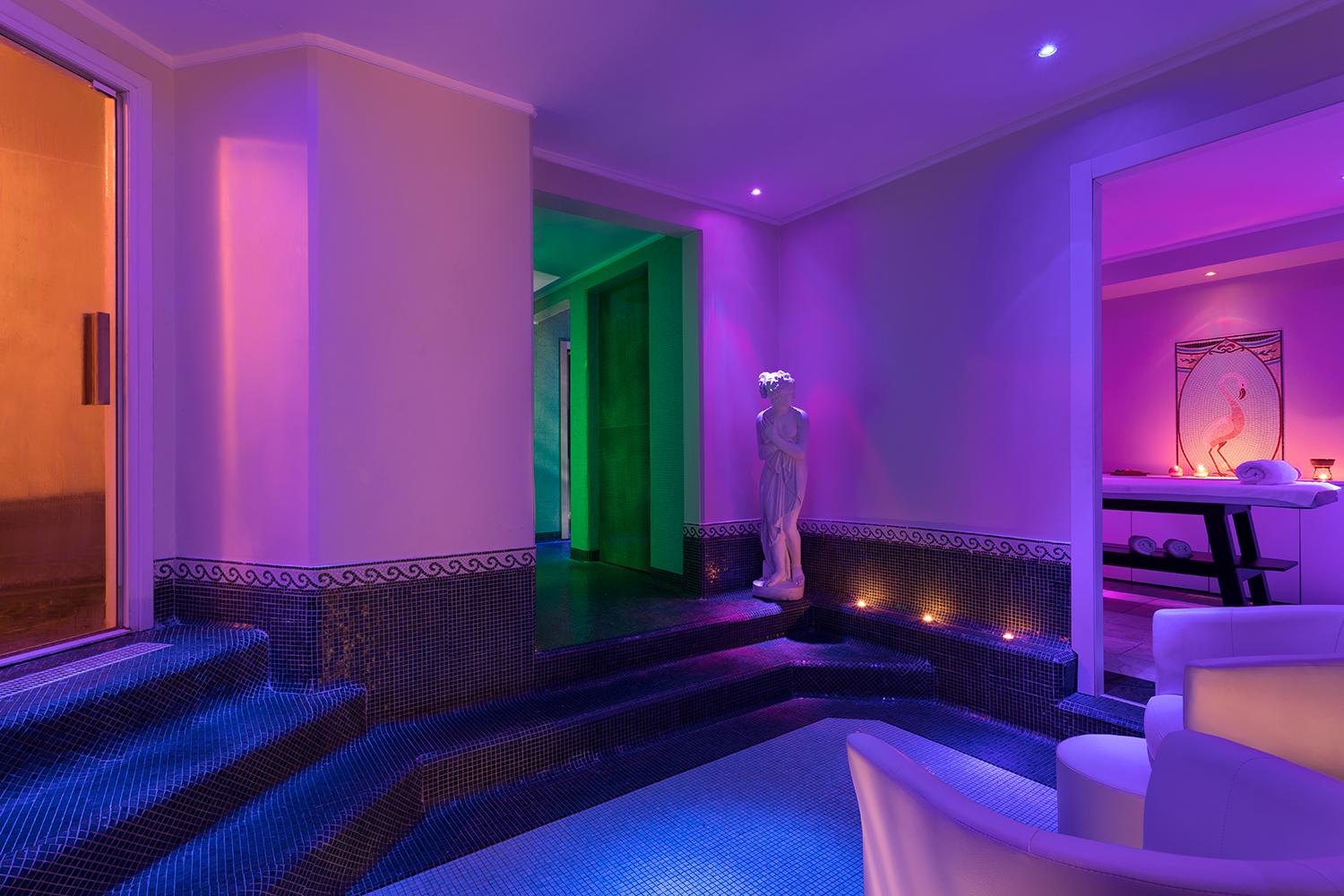 Sina Wellness Club relaxation area and Turkish bath spa facilities