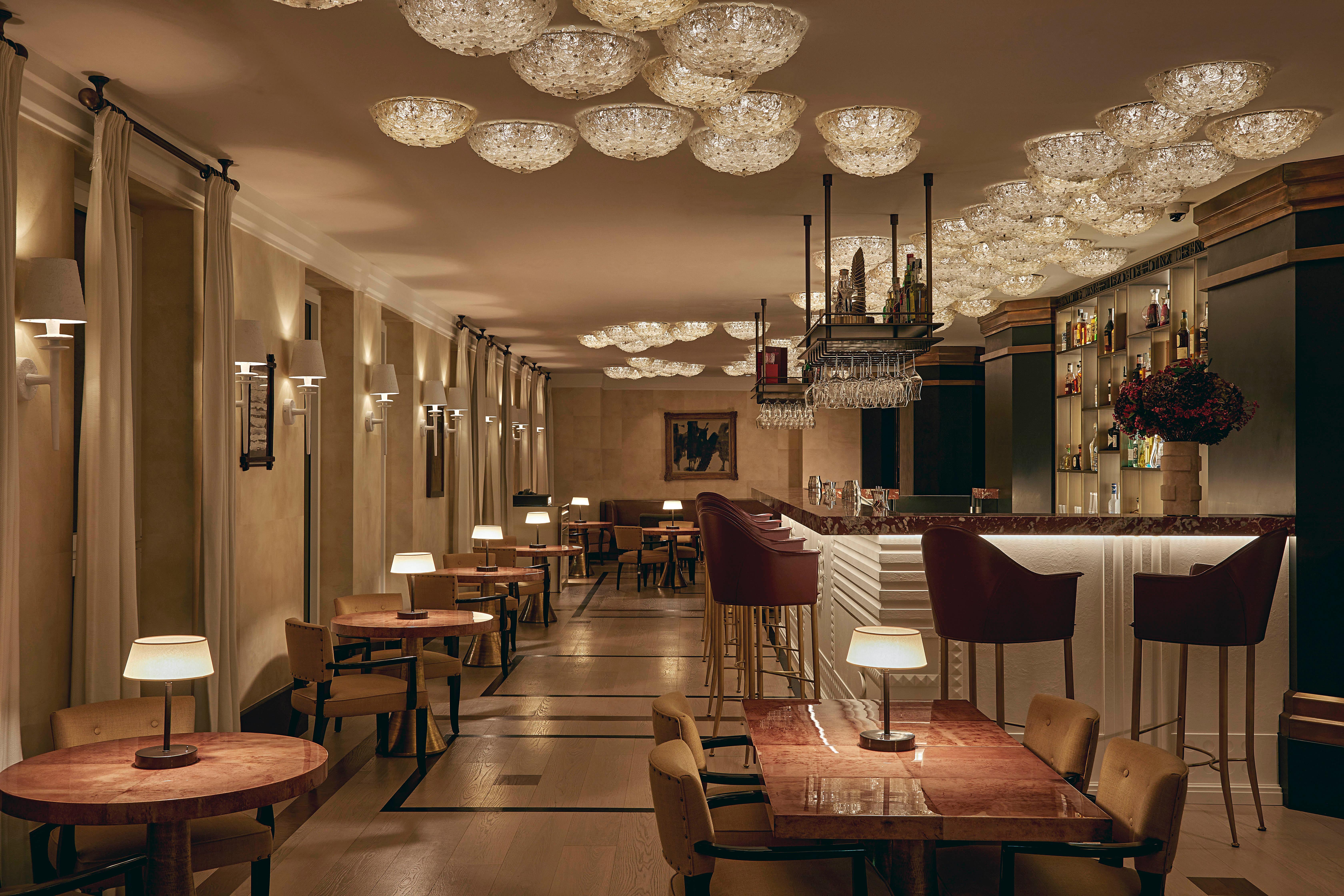 The Carlton Bar featuring bespoke cocktails and aperitivo